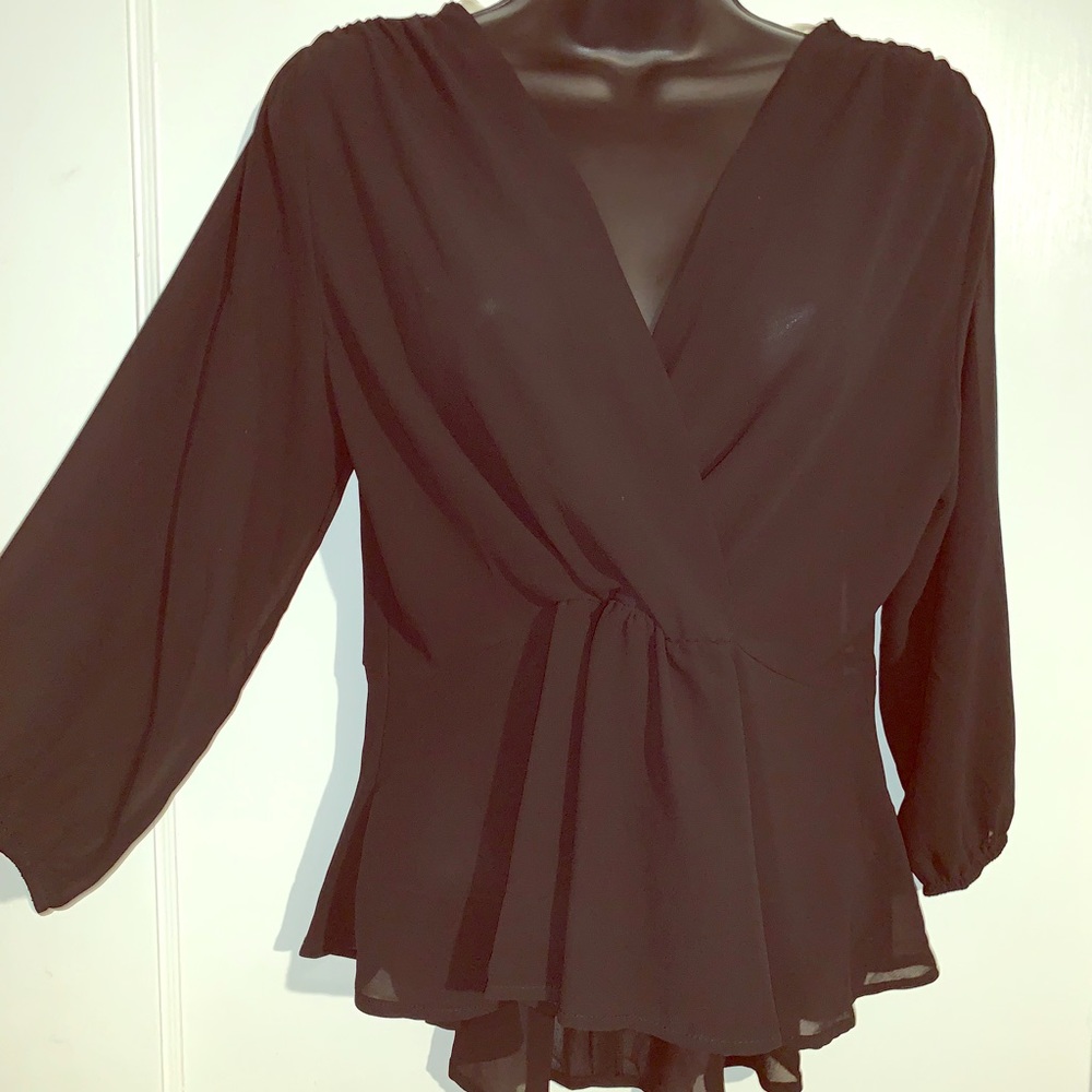 Beautiful black blouse!